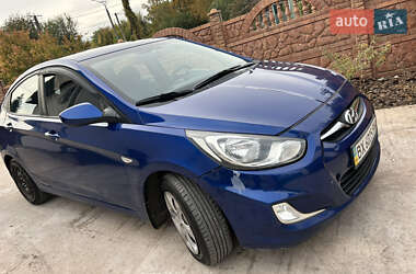 Седан Hyundai Accent 2011 в Кривом Роге