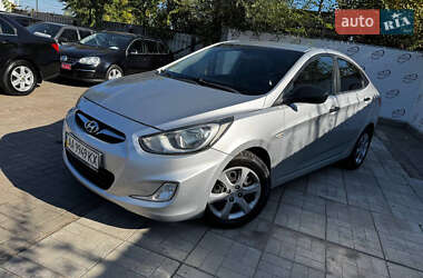 Седан Hyundai Accent 2011 в Днепре