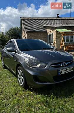 Седан Hyundai Accent 2013 в Киеве