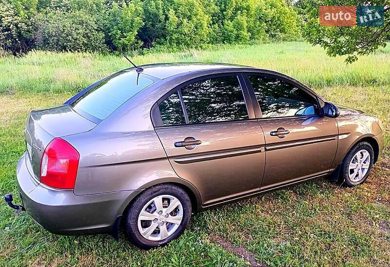 Седан Hyundai Accent 2009 в 