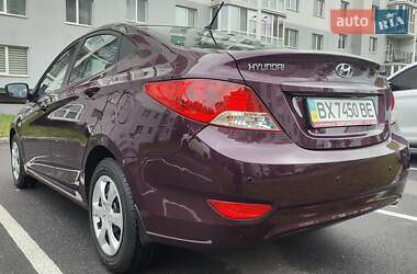 Седан Hyundai Accent 2011 в 