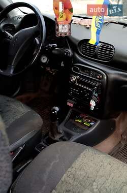 Седан Hyundai Accent 1995 в  фото 6 Седан Hyundai Accent 1995 в