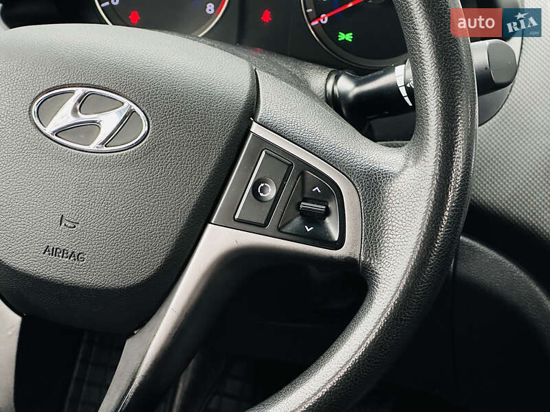 Седан Hyundai Accent 2016 в Харькове