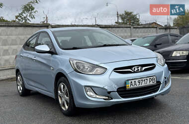 Седан Hyundai Accent 2012 в Києві
