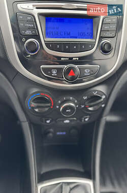 Седан Hyundai Accent 2012 в 