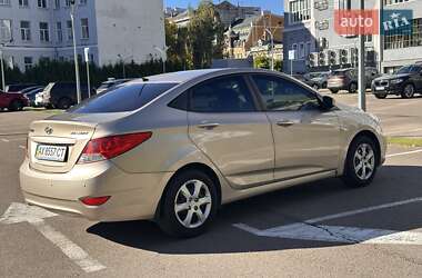 Седан Hyundai Accent 2012 в 