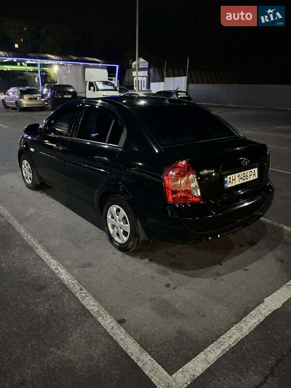 Седан Hyundai Accent 2007 в Днепре