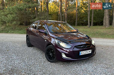 Седан Hyundai Accent 2012 в 