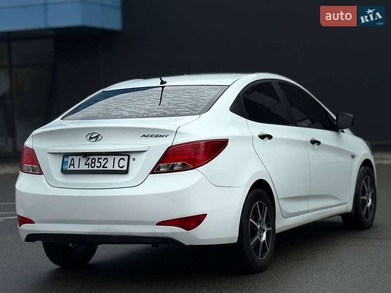 Седан Hyundai Accent 2016 в Киеве