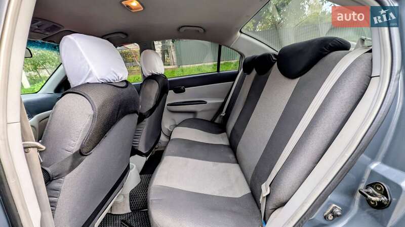 Седан Hyundai Accent 2006 в Чернівцях фото 20 Седан Hyundai Accent 2006 в Чернівцях
