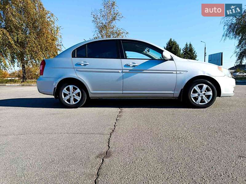 Седан Hyundai Accent 2008 в Запорожье