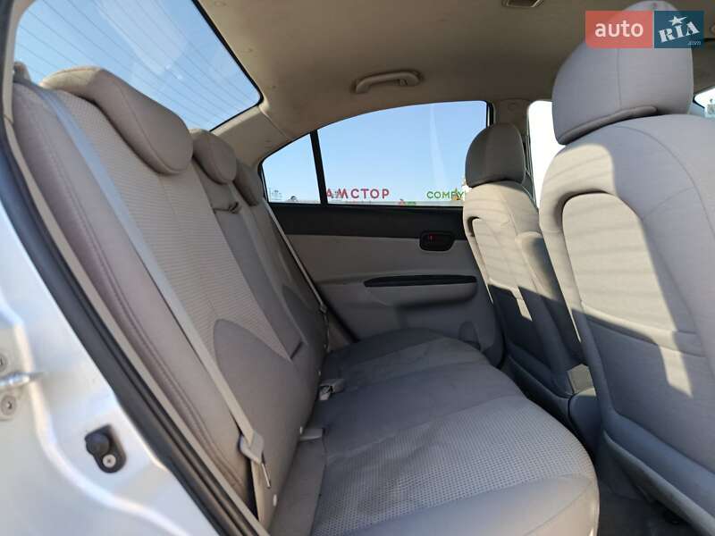 Седан Hyundai Accent 2008 в Запорожье