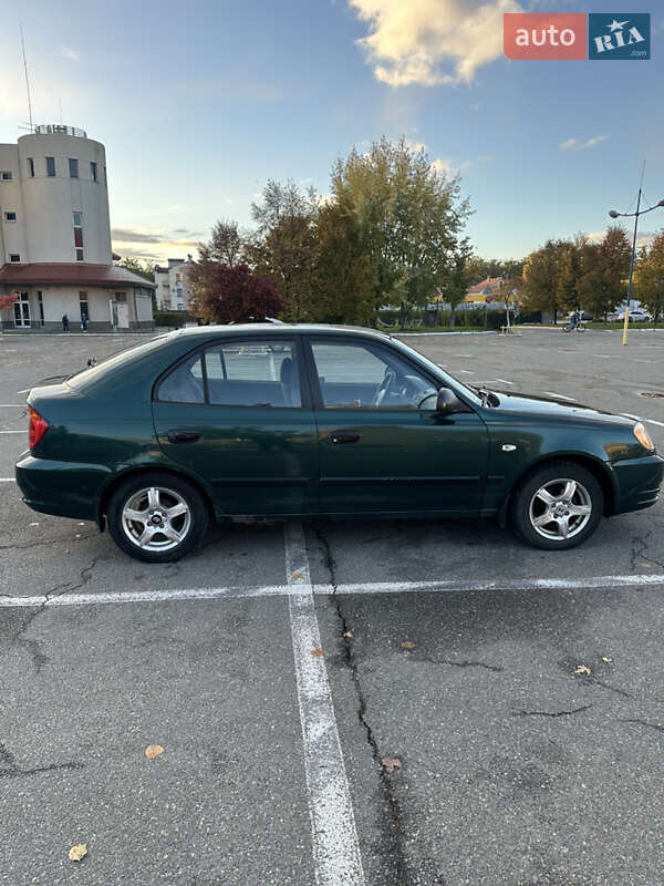 Лифтбек Hyundai Accent 2003 в Броварах