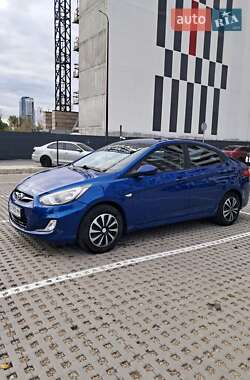 Седан Hyundai Accent 2012 в 