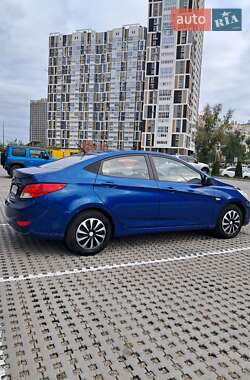 Седан Hyundai Accent 2012 в 