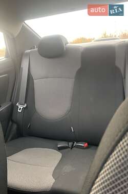 Седан Hyundai Accent 2011 в 