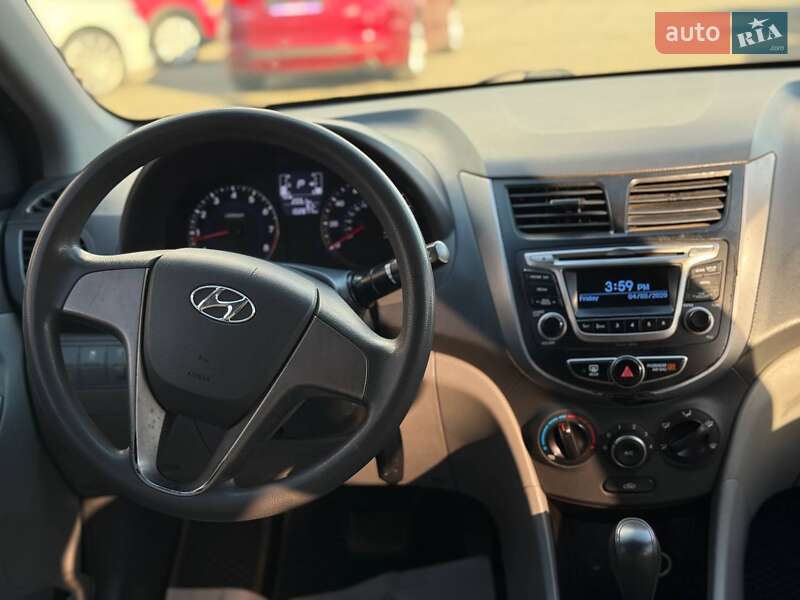 Седан Hyundai Accent 2016 в Одессе