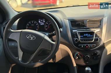Седан Hyundai Accent 2016 в 