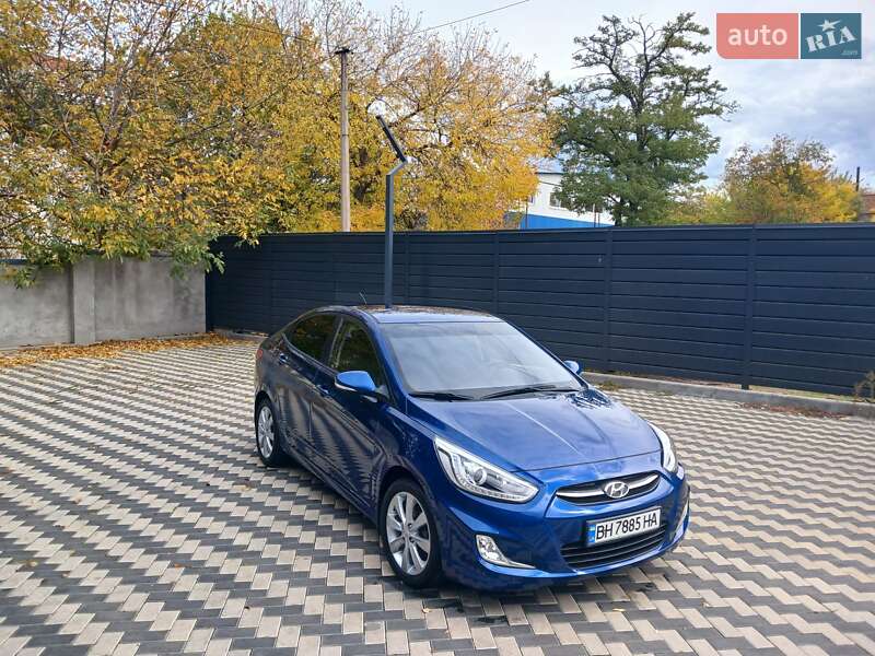 Седан Hyundai Accent 2015 в 