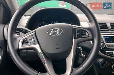 Седан Hyundai Accent 2015 в 