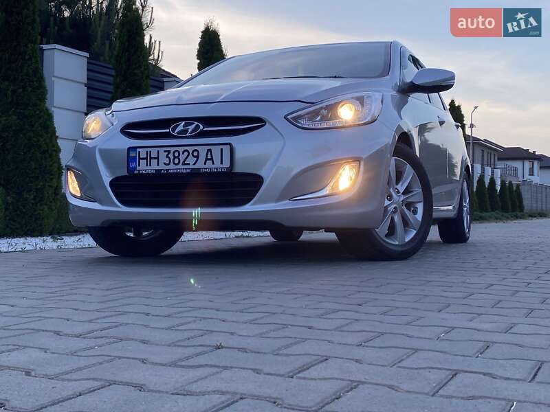 Седан Hyundai Accent 2016 в Одессе