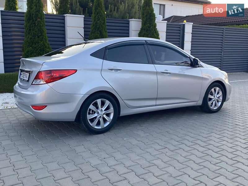 Седан Hyundai Accent 2016 в Одессе