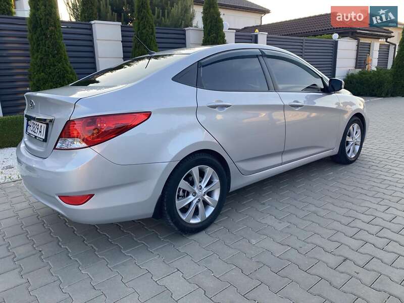 Седан Hyundai Accent 2016 в Одессе