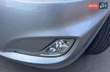 Хэтчбек Hyundai Accent 2012 в 