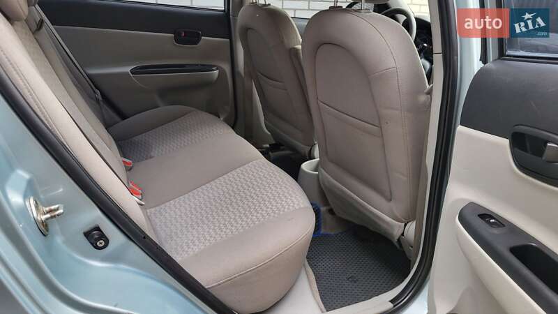 Седан Hyundai Accent 2008 в Миргороді