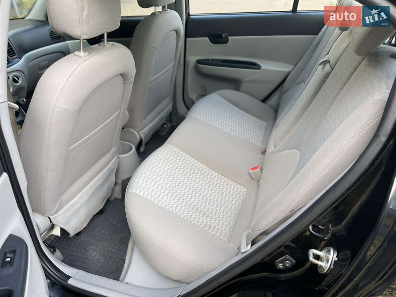 Седан Hyundai Accent 2008 в Радомышле