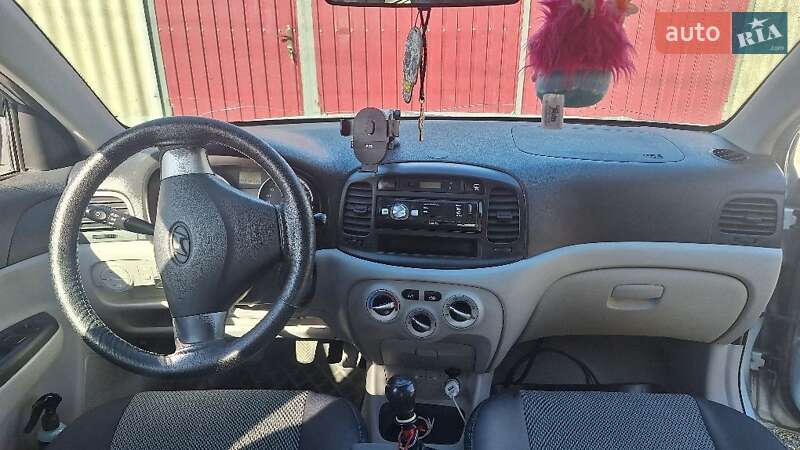 Седан Hyundai Accent 2008 в Каменском