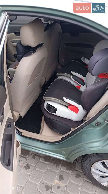 Седан Hyundai Accent 2007 в Львові