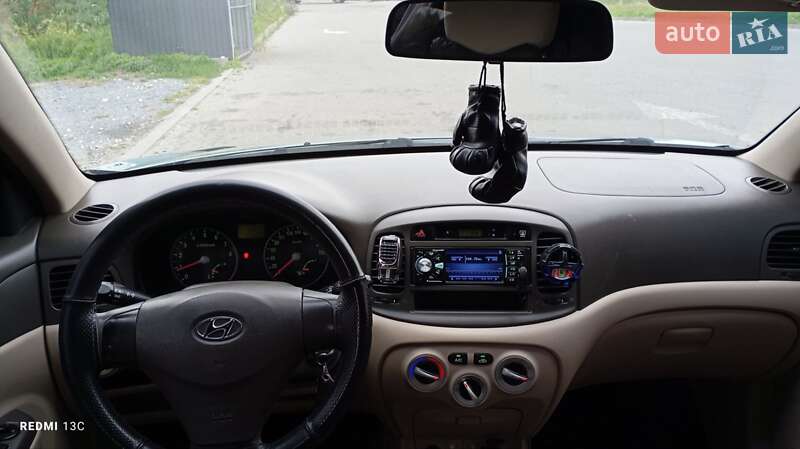 Седан Hyundai Accent 2007 в Львові