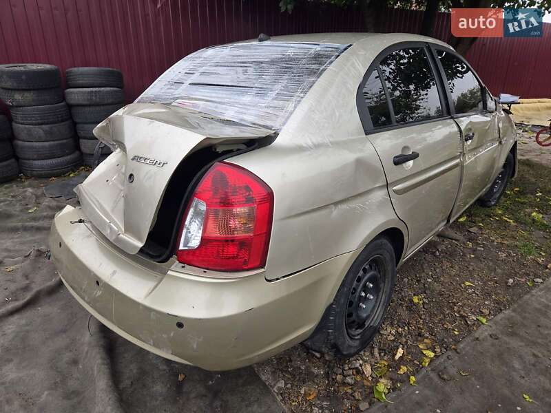 Седан Hyundai Accent 2008 в Киеве