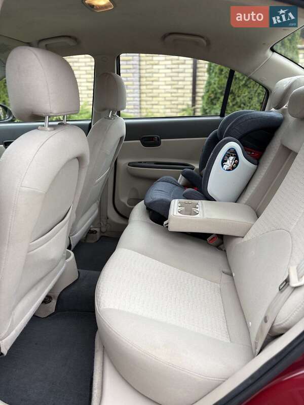 Седан Hyundai Accent 2008 в Киеве