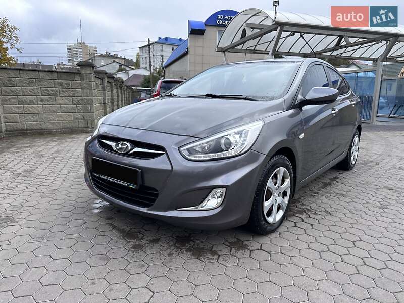 Седан Hyundai Accent 2013 в Луцке фото Седан Hyundai Accent 2013 в Луцке