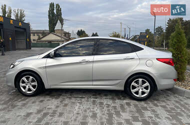 Седан Hyundai Accent 2011 в Ямполе