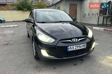 Седан Hyundai Accent 2012 в 