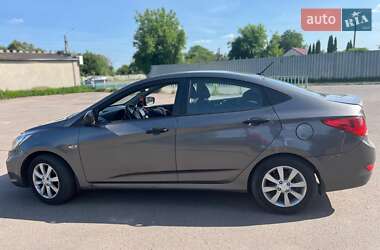Седан Hyundai Accent 2011 в 