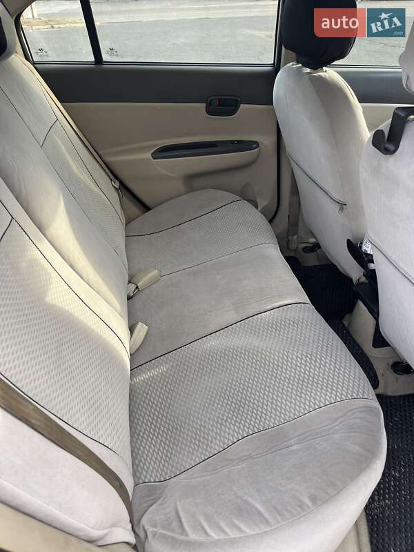 Седан Hyundai Accent 2008 в Кременчуге