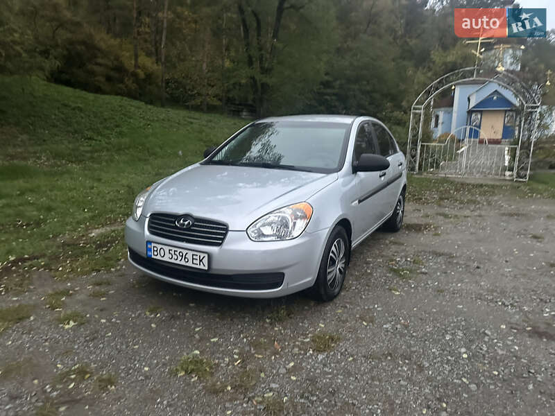 Седан Hyundai Accent 2009 в 