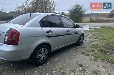 Седан Hyundai Accent 2009 в 