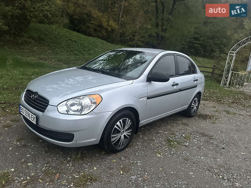Седан Hyundai Accent 2009 в Ізяславі