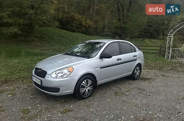 Седан Hyundai Accent 2009 в 