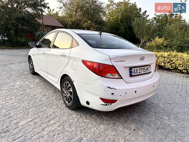Седан Hyundai Accent 2015 в Харкові фото 4 Седан Hyundai Accent 2015 в Харкові