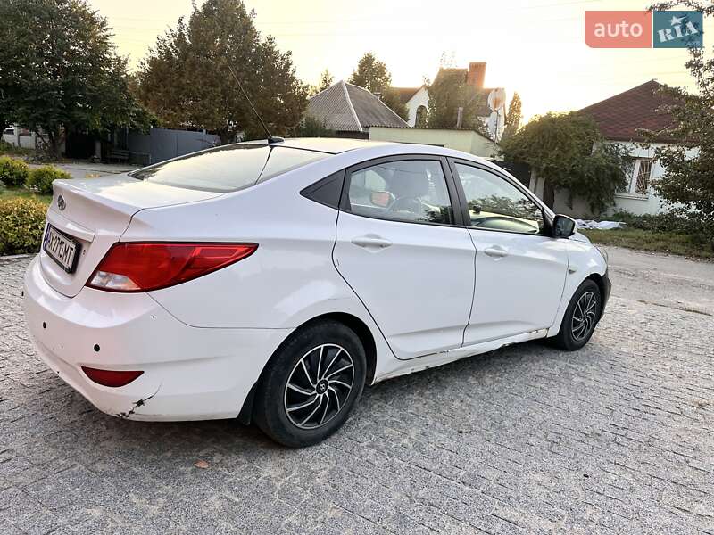 Седан Hyundai Accent 2015 в Харкові фото 7 Седан Hyundai Accent 2015 в Харкові