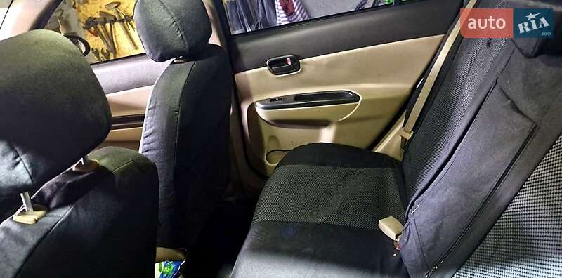 Седан Hyundai Accent 2008 в Терновке фото 12 Седан Hyundai Accent 2008 в Терновке