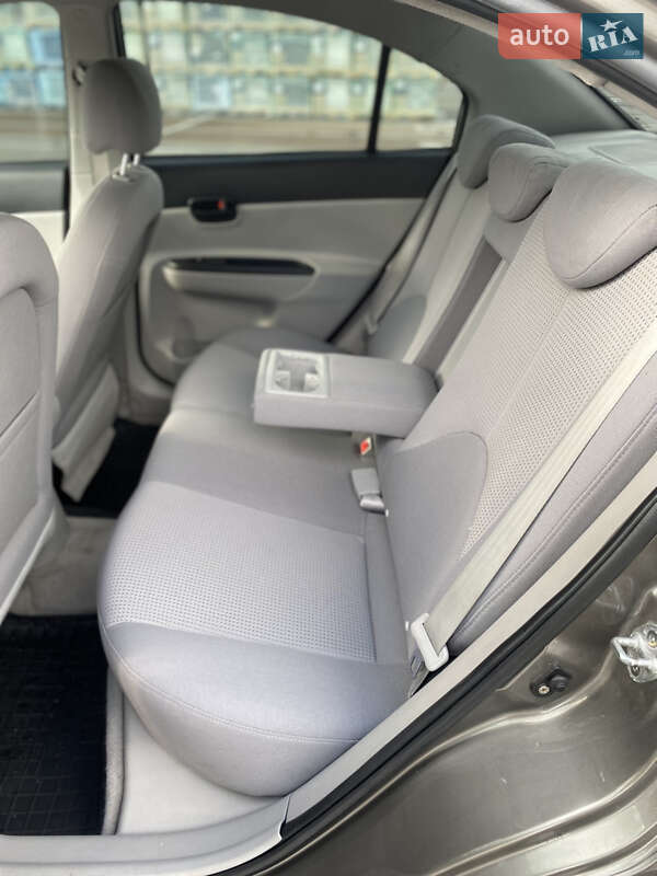 Седан Hyundai Accent 2008 в Києві