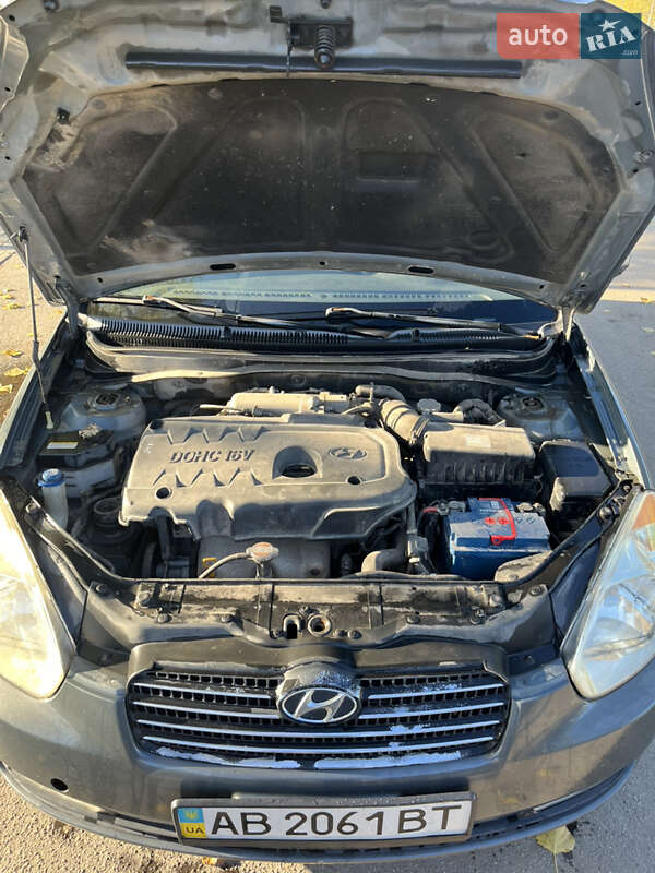 Седан Hyundai Accent 2008 в Виннице