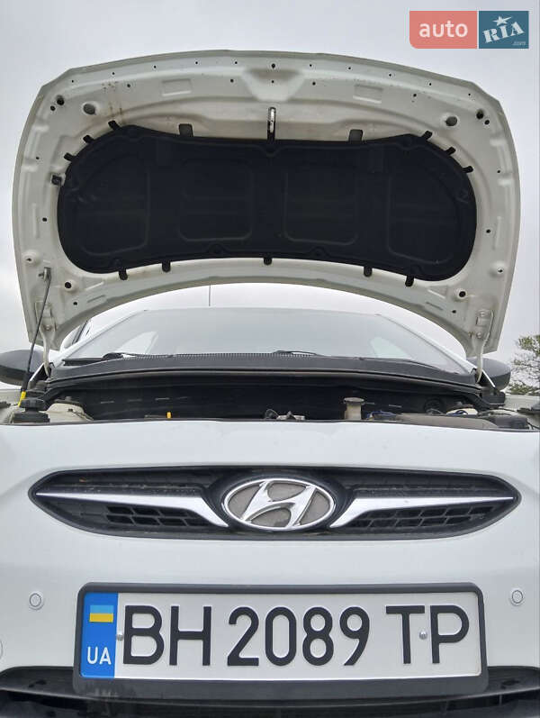 Седан Hyundai Accent 2013 в Одессе